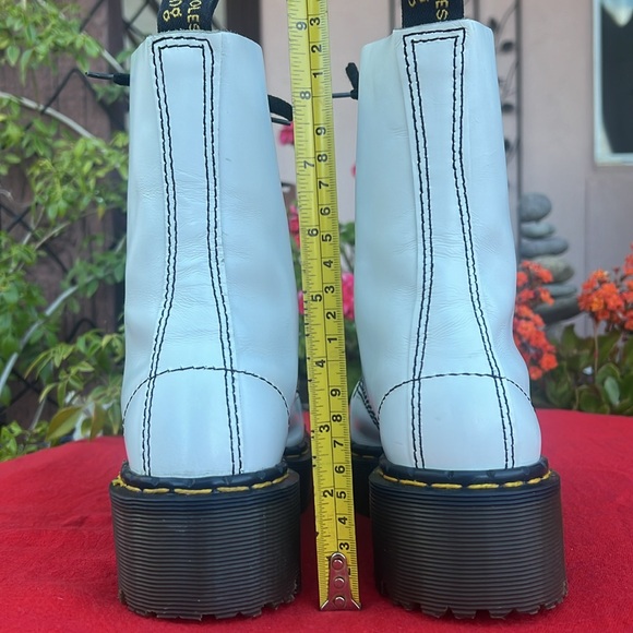 🏴󠁧󠁢󠁥󠁮󠁧󠁿 Steel Toe MIE Dr. Martens 10 Eye White Retro Platform Boots UK 4 - Picture 14 of 17
